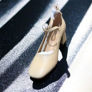 IDIFU Mary Jane Low Block Chunky Closed Toe Heels Shoes Square Toe Ankle Strap